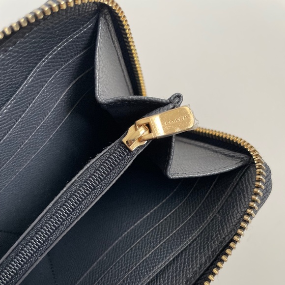 Coach long zip around Wallet - Picture 7 of 11